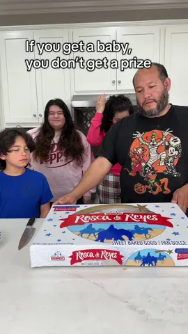 Rosca De Reyes #rosca #roscadereyes #familytime #familygames #familygamenight 