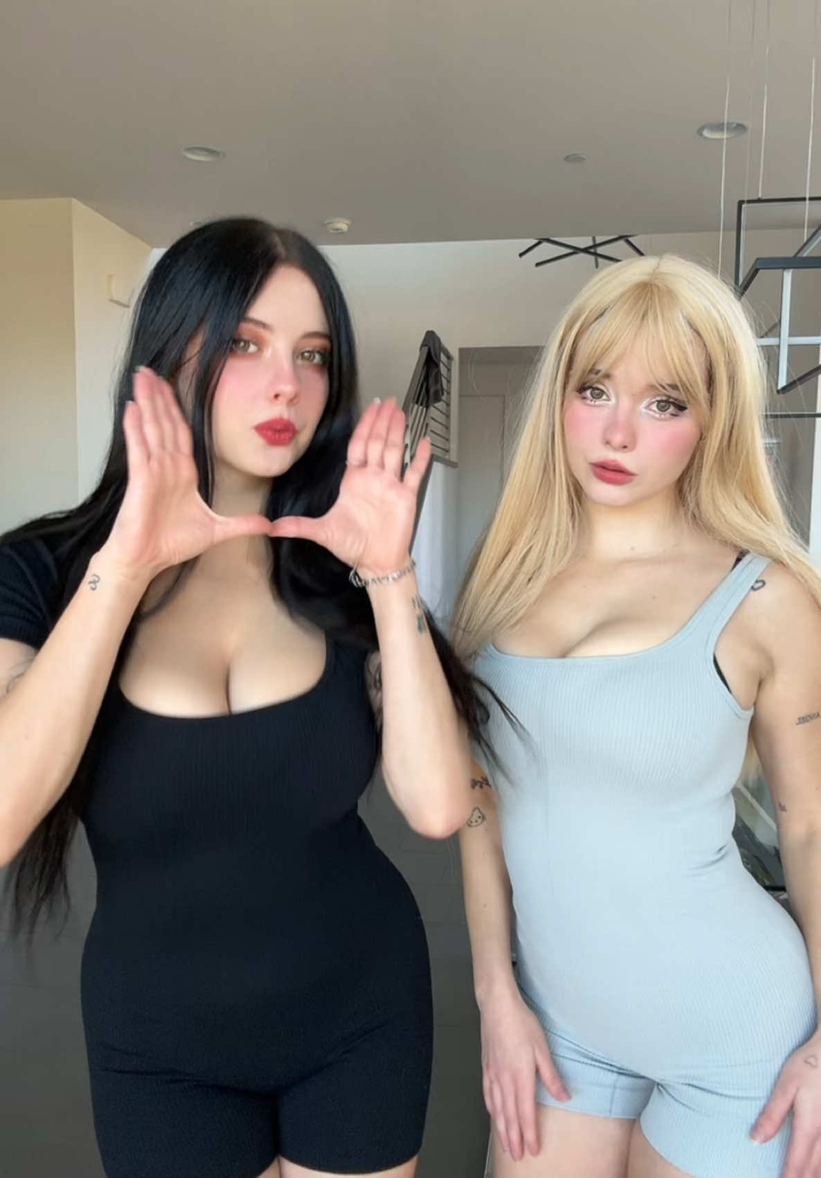 Who did it better? #burchtwins 