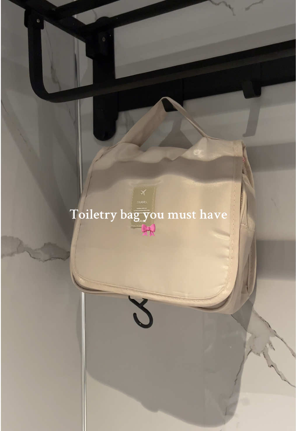 Untuk uni student duduk dorm guna pon suitable sngt 💌 #toiletrybag #toiletrypouch #toiletriesorganizer #travelmusthave #travelessentials 