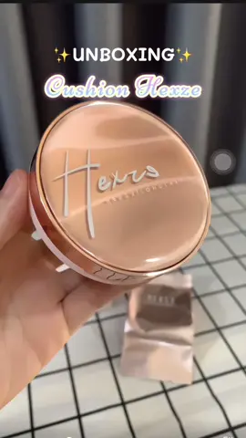 Em cushion giá bình dân mà chất lượng siu ổn áp đáng mua nhất trong lòng tui✨👍 #hexze #cushionhexze #cushion #trangdiem #makeup #reviewlamdep #xh #fyp #thinhhanh 