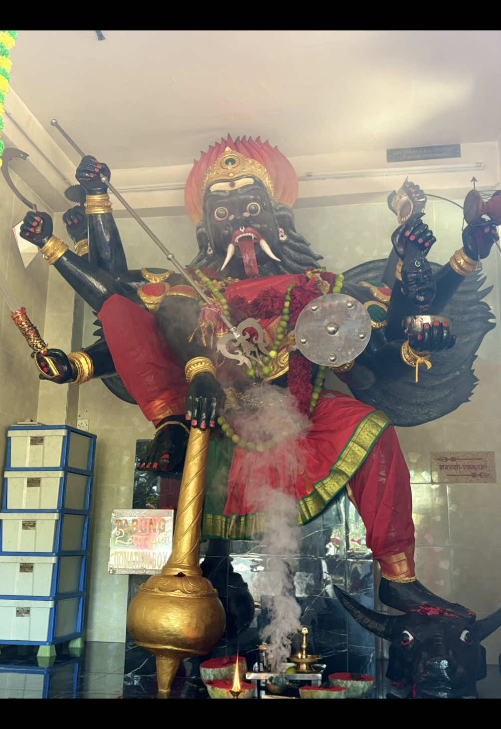 •MAYANA KALIAMMAN❤️‍🔥• #melaka #kaliamman #bukitserenditmelaka #mayanakali #kaliammantunai #findinggod #ip16 #ip16🎥 #kaliammanthunai💫🙏🖤 