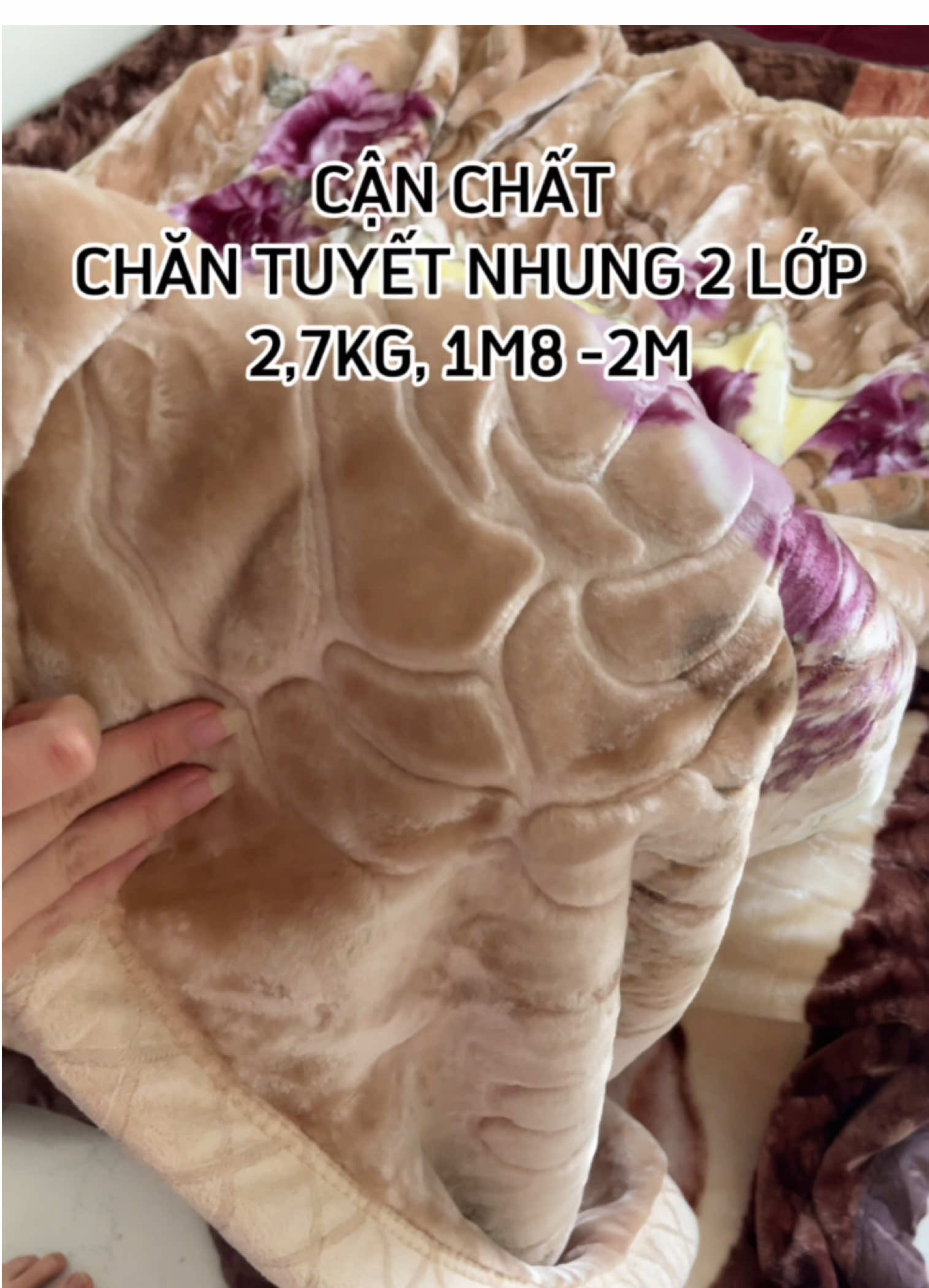- Chăn tuyết nhung 2 lớp cao cấp Dày dặn - siêu ấm  - nặng 2.7kg - KT: 1.8 - 2m #chantuyetnhung #chanammuadong 