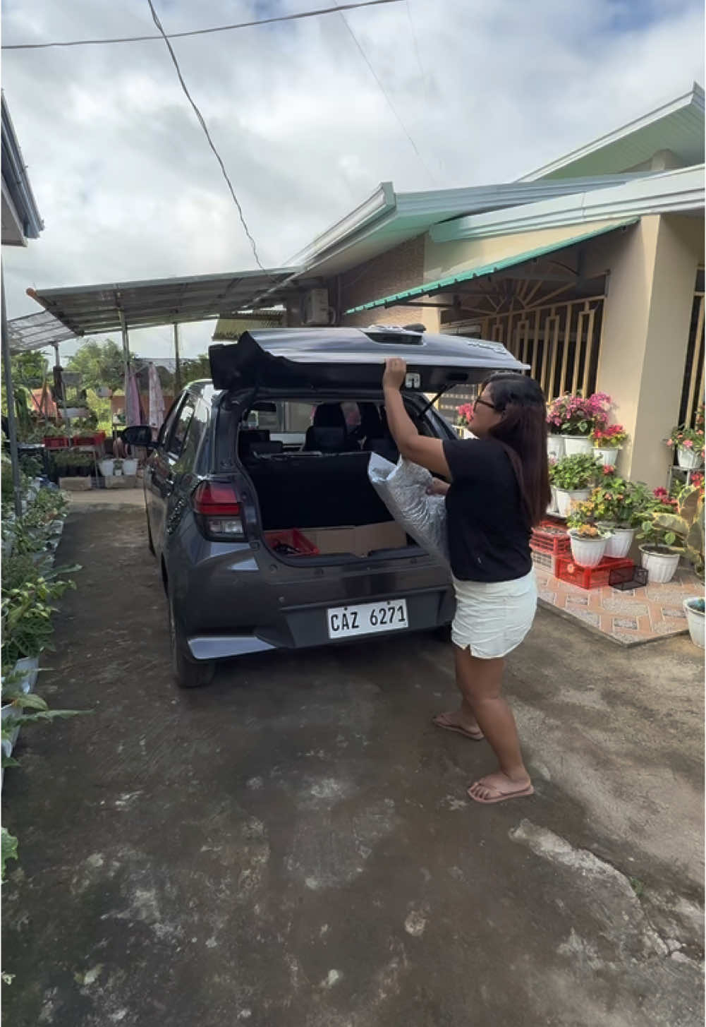 Car Sun Shield na Kailangan Mo! #CarSunShield #StayCool #TagInitSolutions #CarAccessoriesPH #DriveComfort #SummerEssentials #CarProtection #TaglishVibes #SunShieldPH #CarCareTips #tiktokmademebuyit 