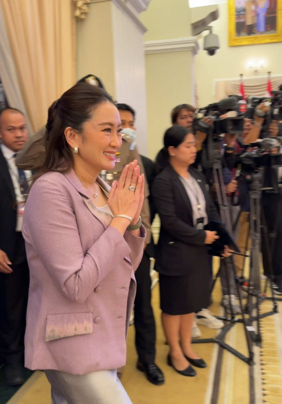 นายกฯแพทองธารพบสภานักเรียนทั่วประเทศ #แพทองธารชินวัตร #นายกรัฐมนตรีคนที่31 #สภานักเรียน 
