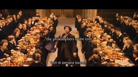 seru bgt tinggal di hogwarts🥲 #harrypotter #hogwarts #thephilosophersstone #harrypotterandthephilosophersstone #bantufollowdonk #bantuinfypdong #potterhead #potterheadindonesia #core  *masih banyak yg ga muat, durasi 1 menit kurang😭