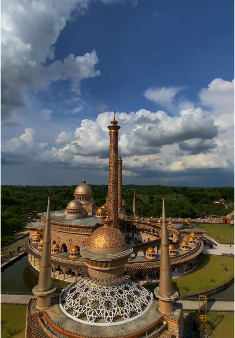 Masjid an-nahda yang lagi viral di bojonegoro. #masjidannahda #masjidviralbojonegoro #bojonegoro_jawatimur #bojonegoro24jam #masjidmargomulyo 