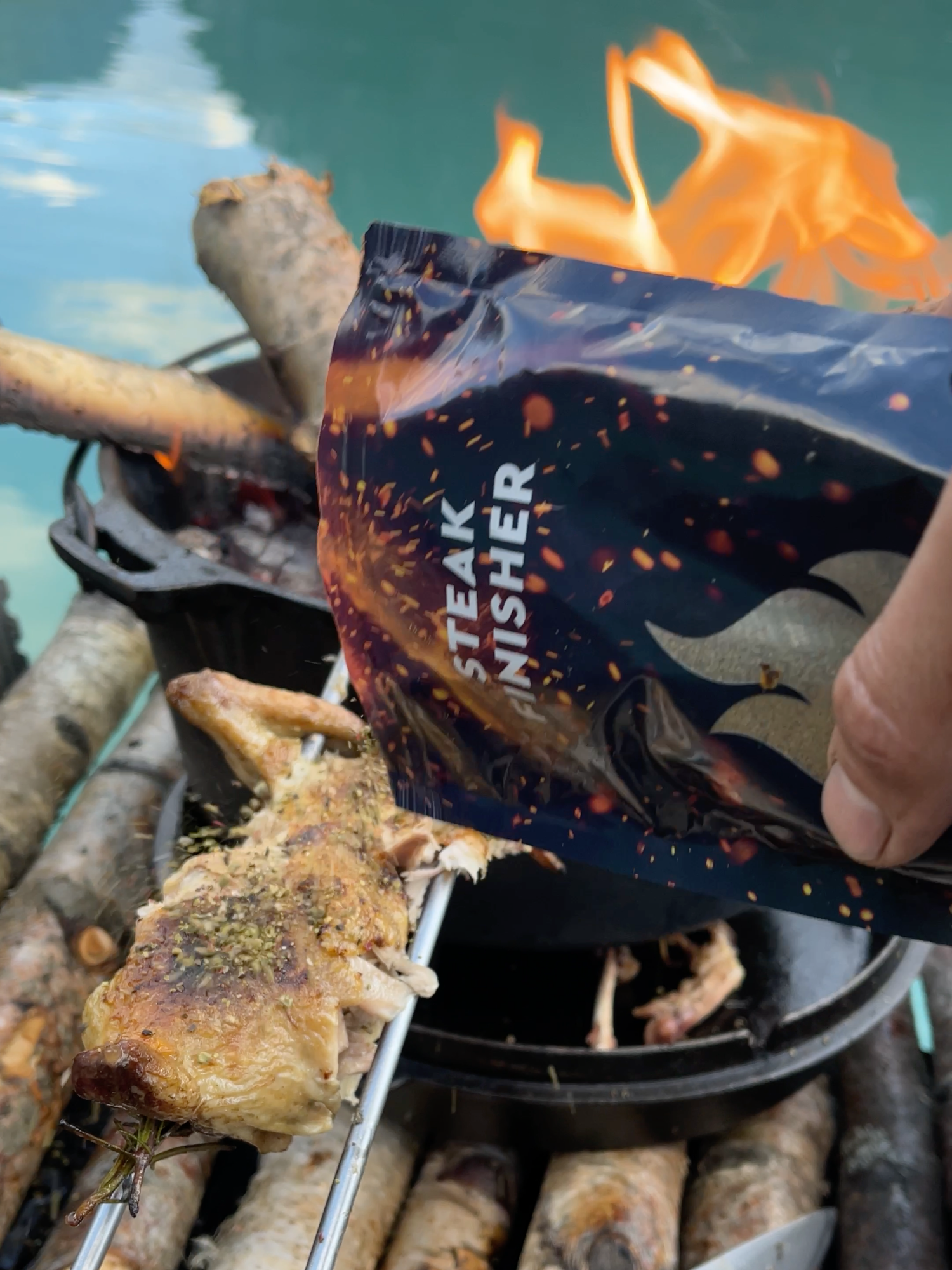 Cooking above water can be quite tricky! 😋🤠 #norway #chicken #firekitchen
