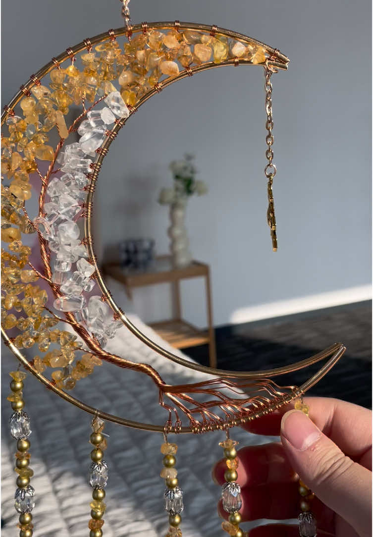 Agate tree of life sun catcher #suncatcher #dreamcatcher #crystals #rockhound #decor #holiday #holidayhaul #tiktokshopfinds #tiktokmademebuyit #christmas #TikTokShopLastChance #TikTokShopNewYearNewAura #spotlightfinds #spring 
