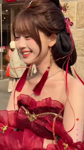 漂亮女人果然最会骗人! ❤❤❤xiaofu🍁🍁🍁 #小付吃饱没 #付慧琳 #付子龙 #XiaoFuchibaoMei #FuHuiLin #XiaoFu #小寒国风节 #小寒国风节吃太好了吧 #逆水寒cos #逆水寒ol #逆水寒手游 #一叶知秋#爱妃们 #老婆们 #汉服娘 #中华娘 #御姐 #甜妹 #古风 #古风变装 #国风小聚 #国风古韵 #马面裙 #旗袍 #tangdynasty #cheongsam #hanfu #qipao #gaixinhchina #girlchinese #cotranghoangu #hotgirldouyin #hanfugirls #hanfustylis 