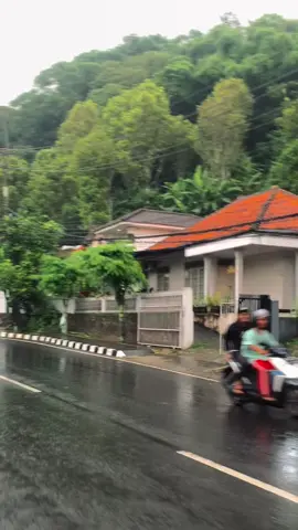 🫀🌧🥀nanti kita cerita lagi kalo ketemu, #tiktokimpact #galaubrutal #vibes #hujan🌧️ #kuningan #kuninganjawabarat #kuninganjabarhits #kuninganrepost #kuninganpride🏴‍☠️ #kuninganhariini#mentahan #gamon #sadstory #sadvibes🥀 #liriklagu #dejavu 