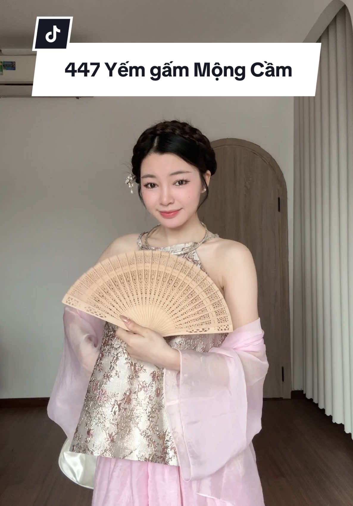 Yếm gấm Mộng Cầm kèm chân váy tầng @Wepretty Clothes #reviewquanao #goclamdep #fyp #yem #aoyem #tet #xuan #yemxinh 