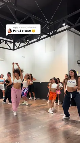 Replying to @Mayra  full video!!💕💕🔥🔥 #foryou #choreography #whineup  