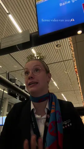 Eerste video van het jaar🫶🏻 #foryou #fyp #isabelschipholairport #schipholairport #checkin 