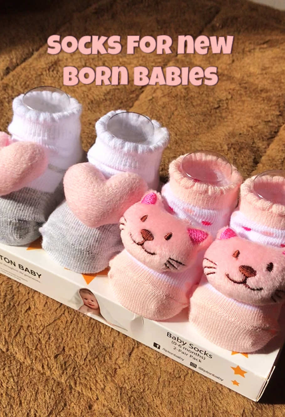 Sock for new born babies!  #socks #socksforbabies #socksfornewbornbaby #newbornbaby #newbornessentials #newbornbabysocks 