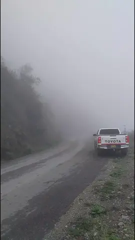 #troka #naturaleza #toyota #toyoteros #hilux4x4 #rutas #ruteandoando #fyp #Amigos #paratiiiiiiiiiiiiiiiiiiiiiiiiiiiiiii #2025 