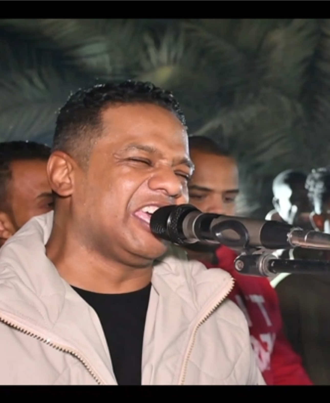 الساعة خمسة يا حبيب ما تنسى @Ahmed_Abed_photoghraphy #نغمات_نوبي #السودان_مشاهير_تيك_توك🇦🇪🇦🇪 #اسوان_الاقصر_قنا_سوهاج_اسيوط_السودان #ypfッ #السودان_مشاهير_تيك_توك 