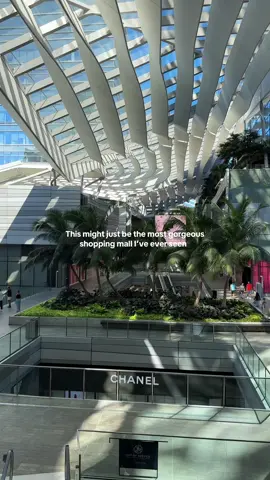 UK malls could never 😍 #miami #brickell #brickellcitycentre #thingstodomiami #fyp #thedateconnoisseur 