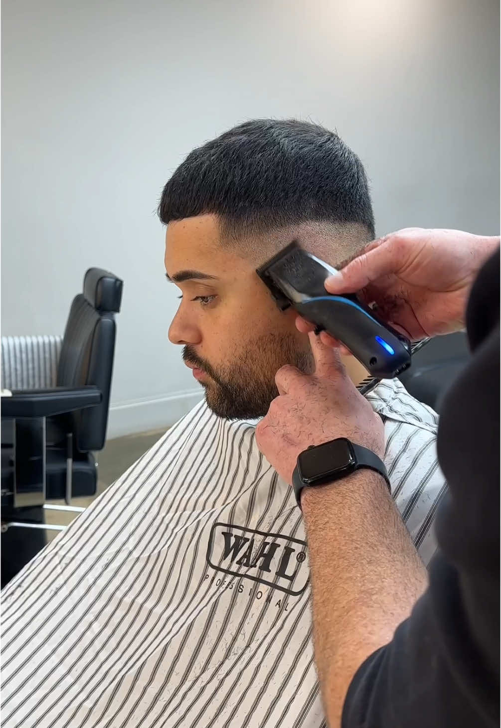 Goodbye line, hello fade 🔥 With the Vapor™ Clipper in your hands, clean blends and crisp beards are effortless.  Tap the link in our bio to shop.