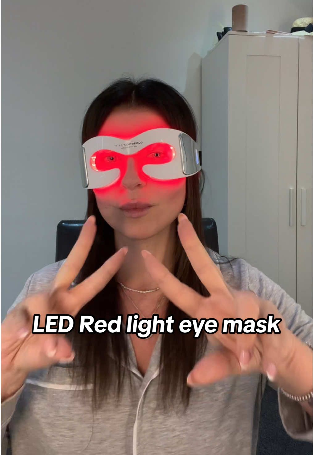 Loving this LED eye mask from @currentbody #eyemask #skincare #redlighttherapy #redlight #ledmask #beauty #fyp 