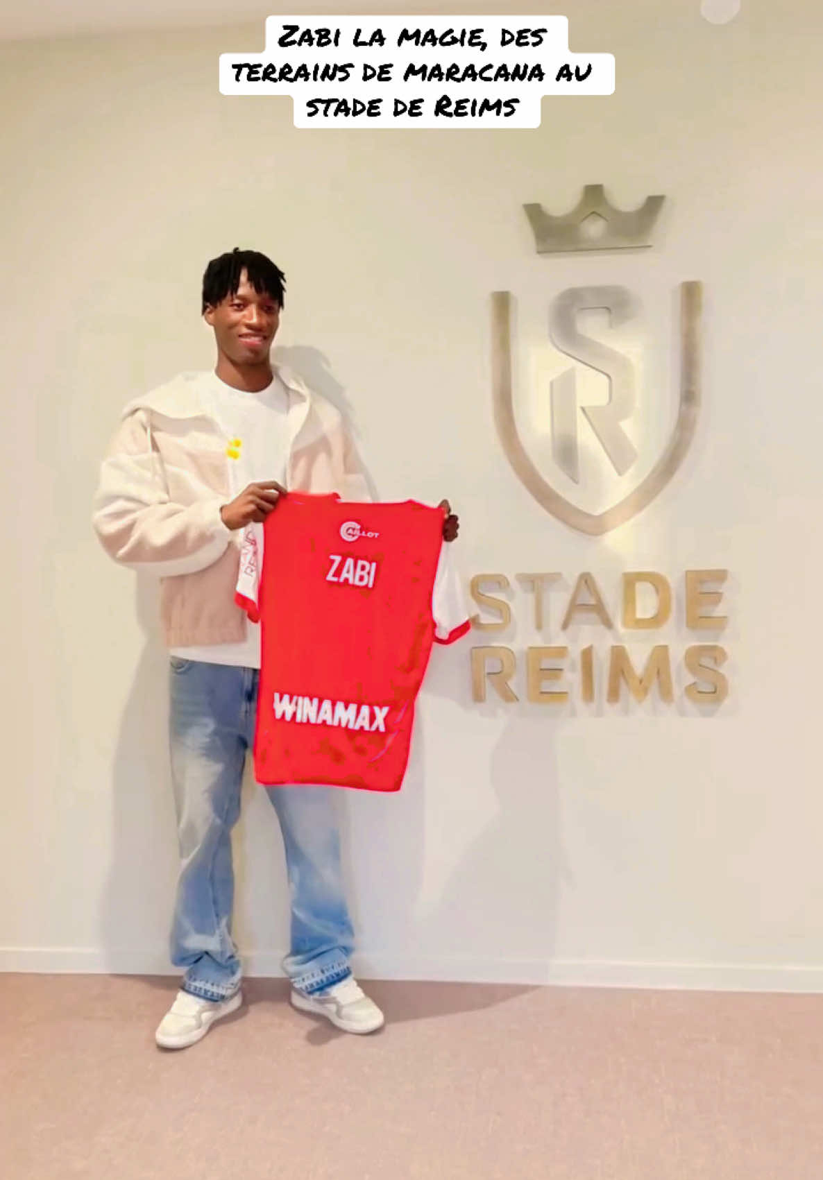 Zabi Patrick plus connu des terrains de maracana sous le sobriquet de Zabi la magie vient d’officialiser sa situation au stade de Reims où il débutera avec la réserve en D3.  Nous souhaitons une belle carrière au prodige ivoirien !  #cotedivoire🇨🇮 #footballtiktok #ivoirien🇨🇮 #maracana #viralditiktok 