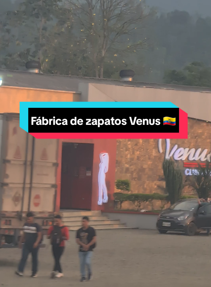 Fábrica de los Zapatos Venus 😆. #zapatos #venus #fabrica #ecuador🇪🇨 #humor #risa #viralvideos #viraltiktoks #foryour #foryoupage❤️❤️ #fpyシ #😎 