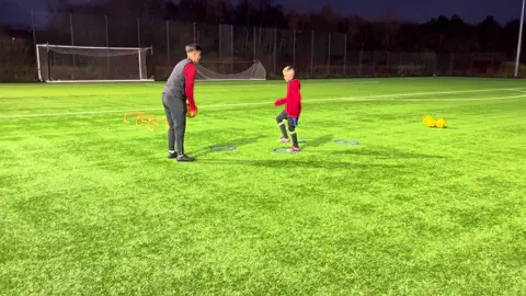 Some great wee volleys and finish  👏  #121footballcoaching #ayrshire #Kilwinning #northayrshire #football #121coaching 