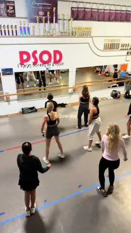 It's just life 🤍 #CapCut #dancing #dancingthroughlife #ozdust #dancersoftiktok #competitiondance #yearontiktok #2024 #dance #trend 