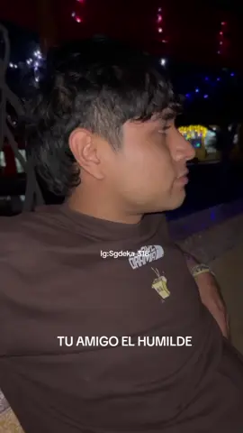 Tu amigo humilde @GatitoDeManchester #humor #ica #peru🇵🇪 #viral_video #fyp #funny #pov #amigos #comedia #2025 #iqueños 