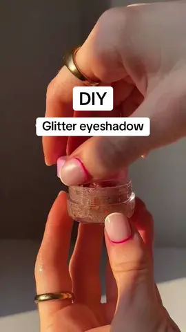 Would you try this?!😍 @ROSE #DIY #makeup 
