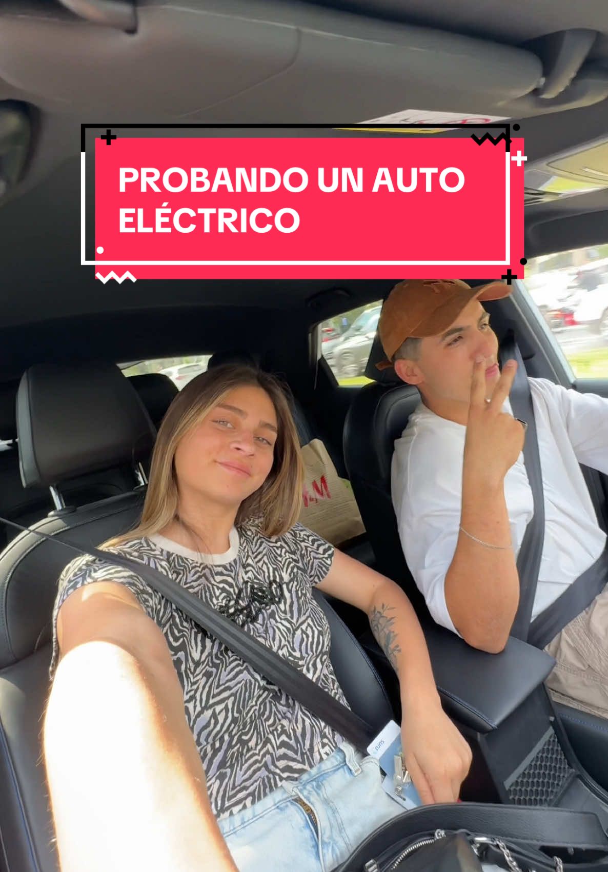 PROBANDO UN AUTO ELÉCTRICO POR 1 DÍA 🚘 ⚡️  Los amigos de @MG Motor Chile nos invitaron a probar el MG4 y nos encantoooo, está en nuestra lista para ser el nuevo auto de los Arancibia Caldera. Además pueden participar en la votación y tendrás la oportunidad de ganar generosos premios, La fecha límite para votar es el 14 de enero. Comparte el enlace con amigos y familiares para aumentar posibilidades. ¡Cada voto te da la oportunidad de ganar increíbles premios, incluyendo CINCO PS5! 🎁 ✨ ACÁ PUEDEN VOTAR! 🫶🏻 https://losmejores2025.latercera.com/ GRACIAS UNIVERSO 🤍 #autonuevo  #familia #MG #MG4 #LaTercera #mgmotorcl #losmejores2025 #fyp #fy 
