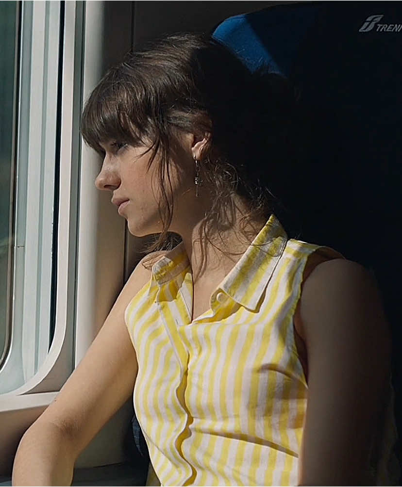 starting 2025 feeling like her  #mariannesheridan #mariannesheridanedit #normalpeople #normalpeopleedit #daisyedgarjones #daisyedgarjonesedit #connellwaldron #connellwaldronedit #sallyrooney #paulmescal #paulmescaledit