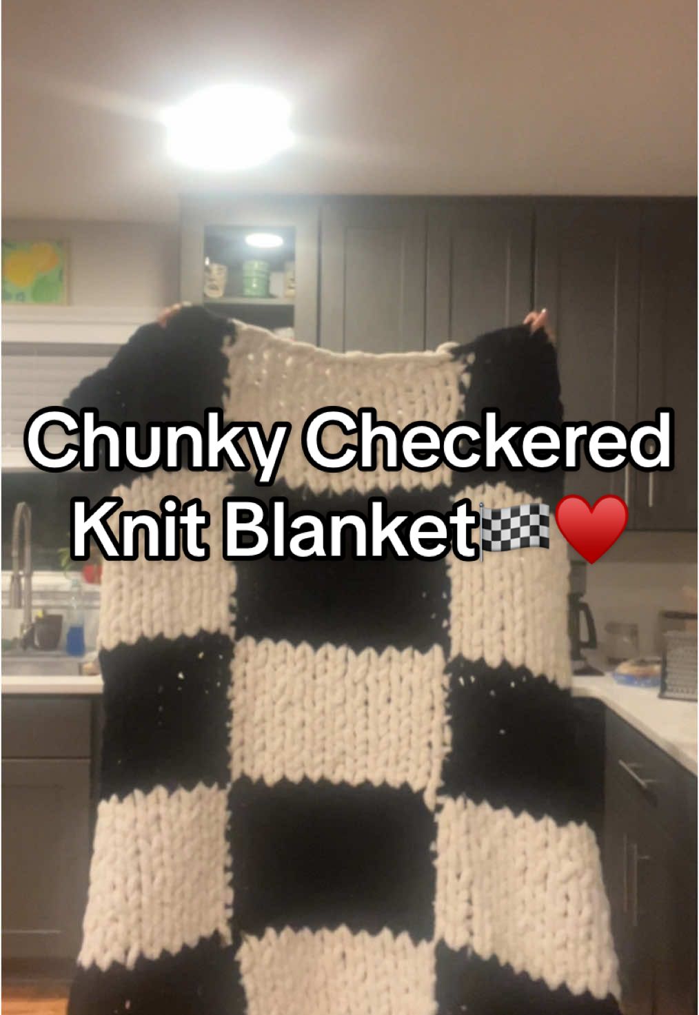 This came out so good!! And not too shabby for my second blanket I’ve ever done!! #chunkyblanket #checkered #proudofme 🥰