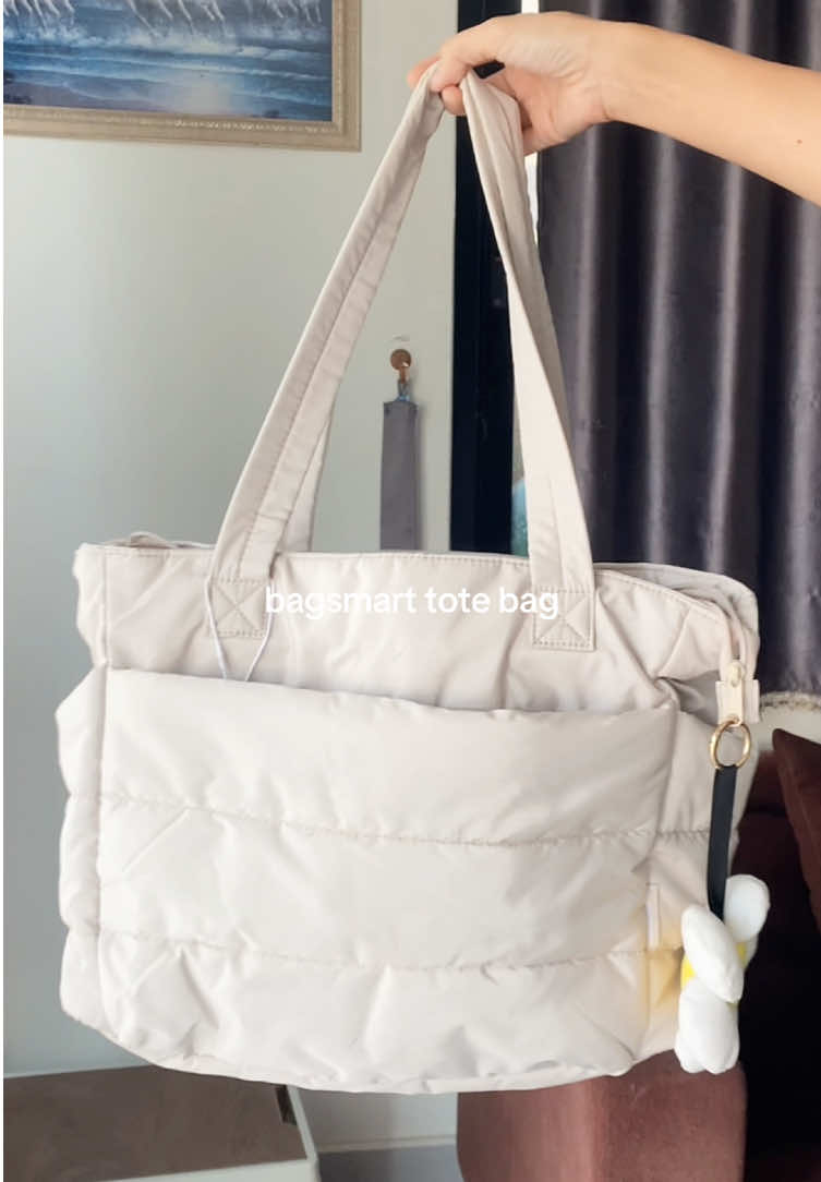 ยกให้เป็นอีก1 กระเป๋าใบโปรด น้องน่ารักแถมแบกของได้เยอะมากกก ☁️🤍 #bagsmart #bagsmarttotebag #กระเป๋าสายแบก #กระเป๋า 