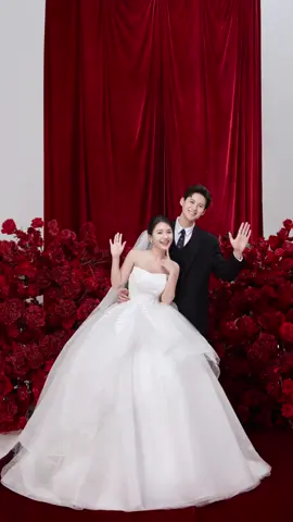 Concept hiện đai trong studio siêu hot năm 2025 dành dâu rể CườngTrangwedding ạ#xuhuongtiktok2024 #trend #makeupdauxinh #vaycuoicaocap #chupanhcuoidepTH #chupanhcuoistudio #