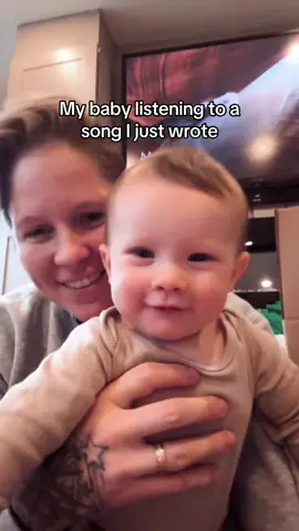 👶🏼❤️ her face at the chorus ❤️👶🏼 #newmusic #baby 