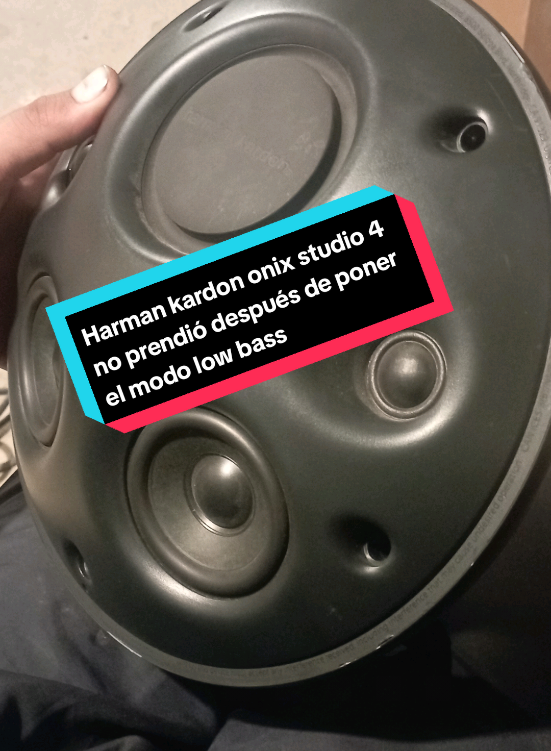 Cómo arreglar harman kardon onix studio 4 que no enciende después de hacer el modo low bass  es muy sencillo pero eficaz ya que como no sabía esto en el 2019 deshuese mi Harman x que pensé que se avía trabado o muerto  #harmankardononyxstudio4 #harmankardon #onyxstudio4 #bocinaharmankardon #bocinanoprende #bocinafalla #jblmodlowbass #lowbass #onyx #studio #4 @THBOX un pequeño aporte me gustan tus videos  posdata hago música de reggaetón sin copyright por si quieren usarlas en sus videos 