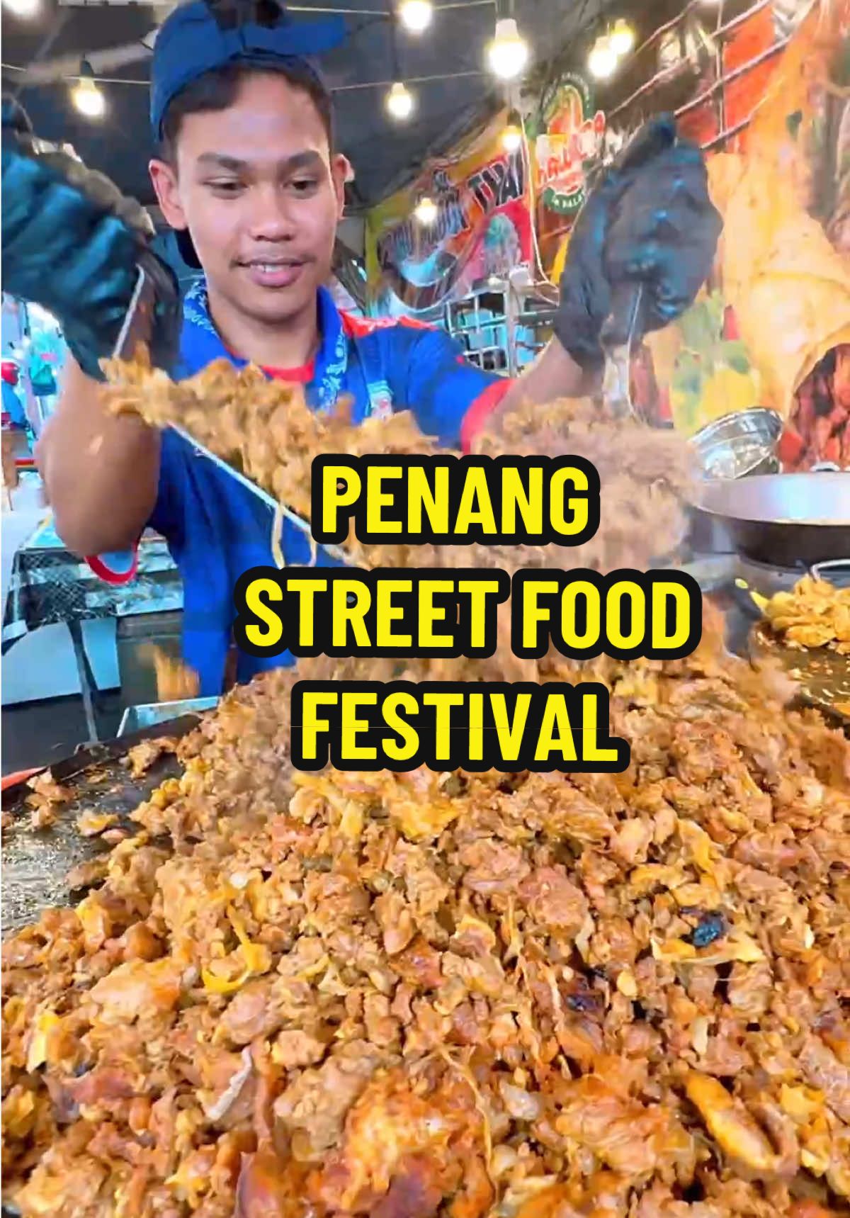 PENANG STREET FOOD FESTIVAL KINI DI KOMPLEK PASAR KELICAP BAYAN LEPAS PULAU PINANG. BERMULA 7-12 JANUARI 2025. MENAMPILKAN MENU MENU TERPILIH UNTUK WARGA PULAU PINANG JUGA SETIAP MALAM ADA PERSEMBAHAN PENTAS UNTUK MENGHANGATKAN SUASANA EVENT @Go Garage Entertainment . #Foodie #event #bayanlepas #penang #videoviral #fyp 