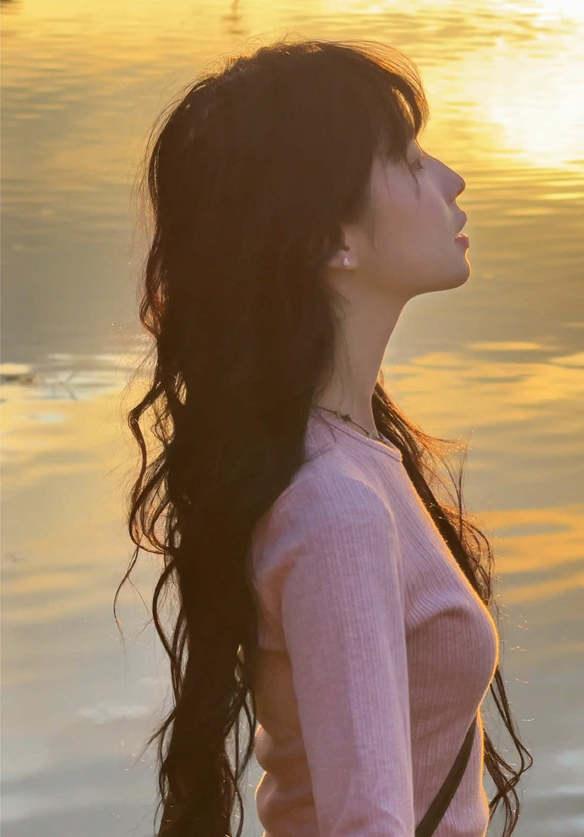 Hoàng hôn chìu Đà Lạt đoá, cái set đồ này nó hợp xĩuuuu @Secodee #dalat #hoxuanhuongdalat #secodee #dalatmacgi #spring2025 #collection #vairal #xh #hoanghon #hoanghondalat 