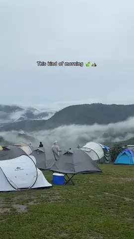 Sea of clouds ft 🌧️ huhu more mornings like this please.. 🥹 #campsite #tanayrizal #seaofclouds #camping #nature #foryou #vacation #viewscapenaturespark 
