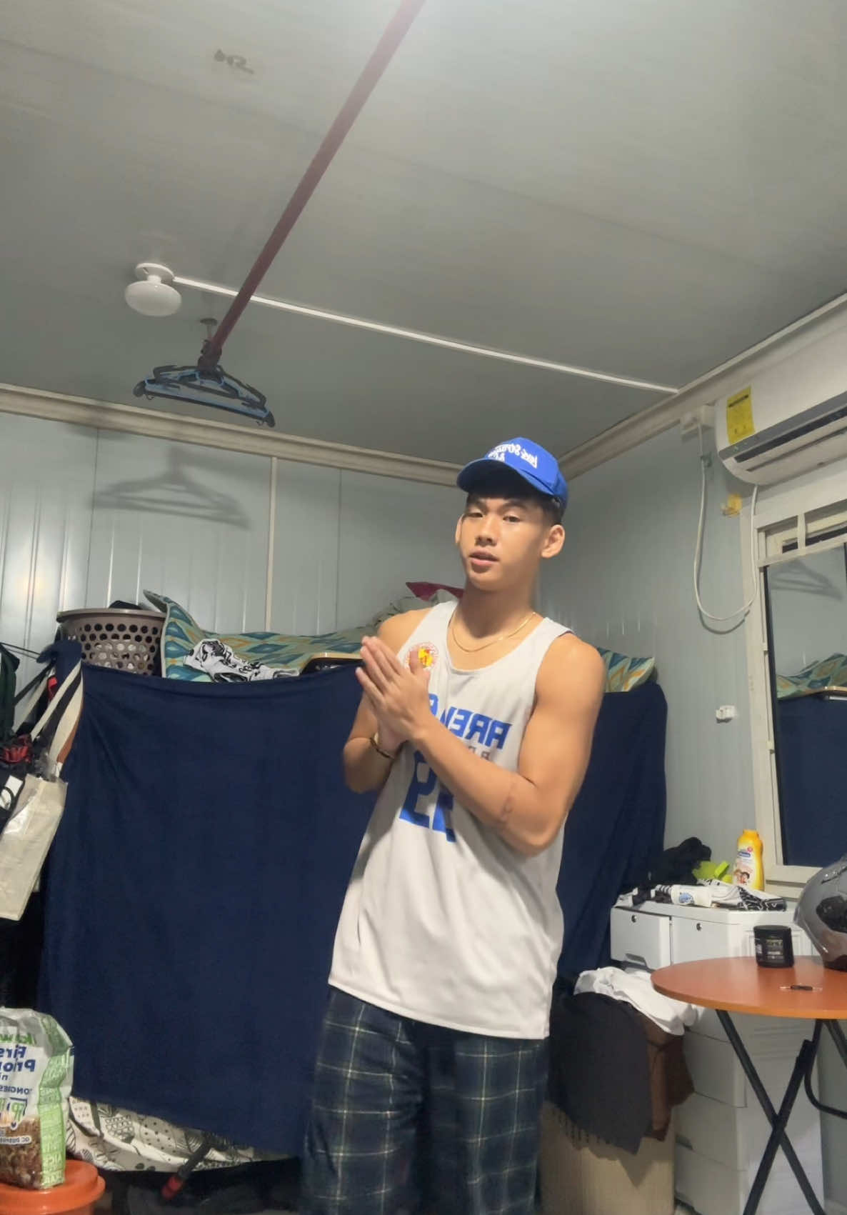 Back to dorm😴#fyppppppppppppppppppppppp #fyp #foryoupage #trending #4u #guance #fypシ゚viral #arellanouniversity #06 #jrmpbl #arellano #player #basketball #viralvideo #au #fypp #training 