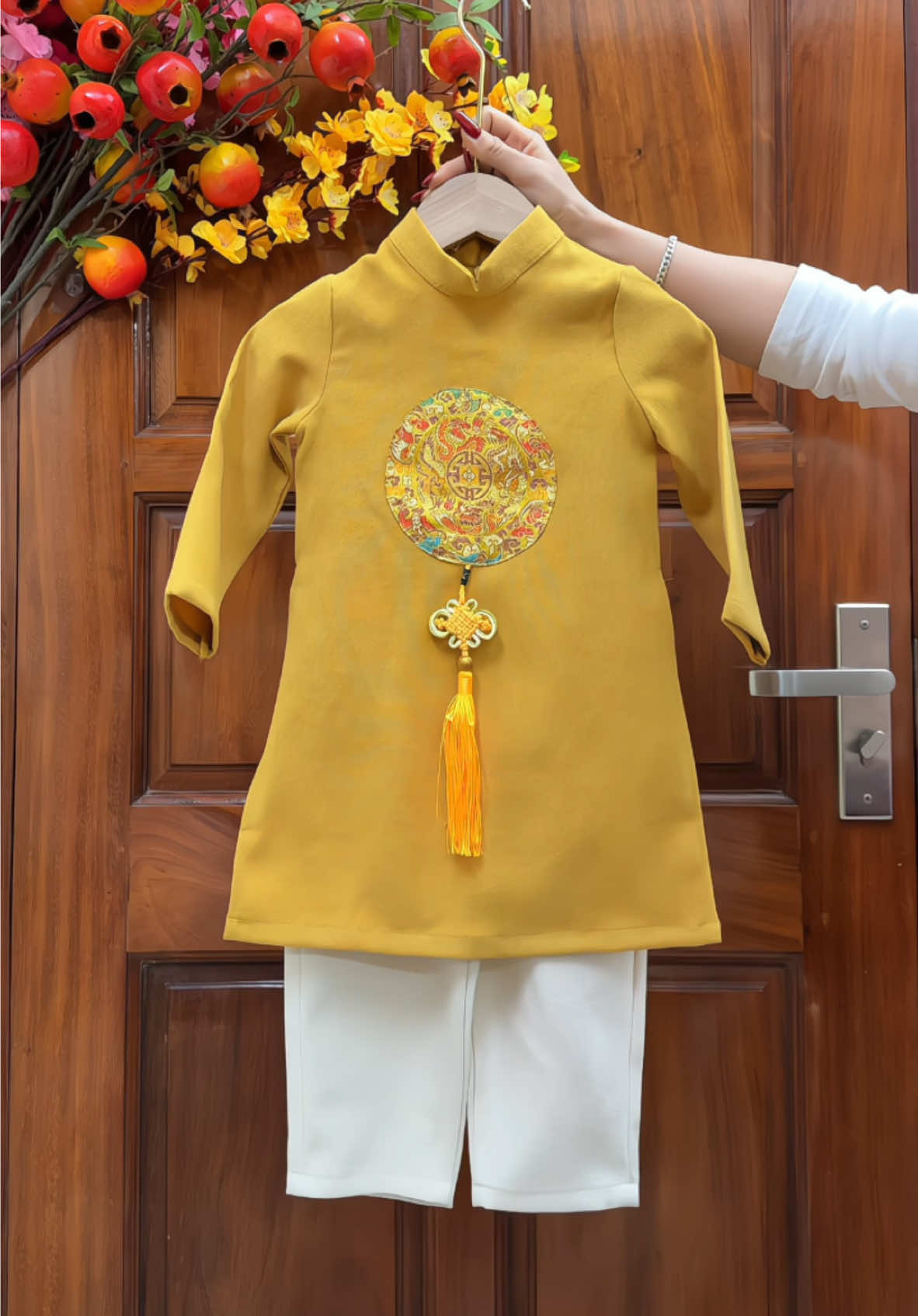 Áo dài cho bé trai #xuhuong #xuhuongtiktok #thoitrangtreem #bochobe #aodaichobe #aodaichobetrai #aodaibetrai #aodaicachtanchobe #aodaicachtan 