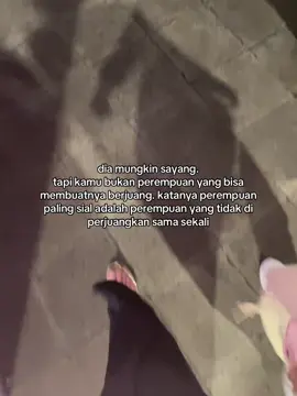 selamat menjadi perempuan yg paling sial.