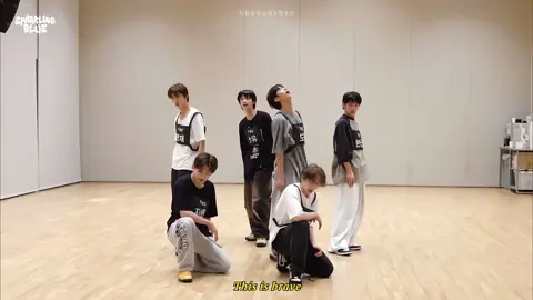 I'm so proud of TWS🥹👏🏼. It was TWS's dream to win roty at the year-end awards. bcs of their hard work and togetherness, they finally got what they dreamed of💖✨. #투어스 #247WithUs #TWS_pledis #shinyu #dohoon #youngjae #hanjin #jihoon #kyungmin 