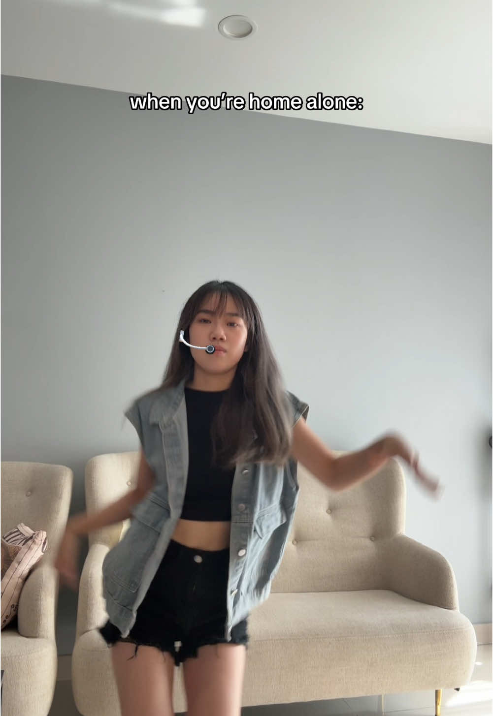 sweet little bumblebee🐝 @Frederico Genciana 😁 #dancechallenge #dancetutorial #newtrending 