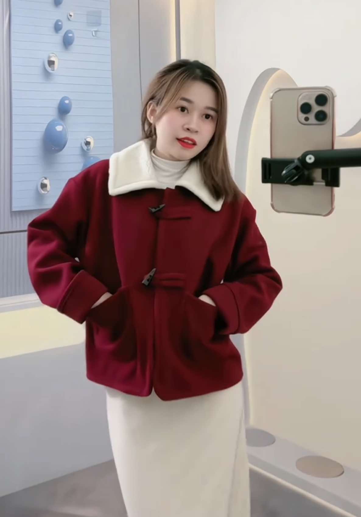 Áo dạ ép xinh diện Tết sang 🧧#thoitrangnu #hotrend #rial #xuhuongtiktok #aokhoacnu 