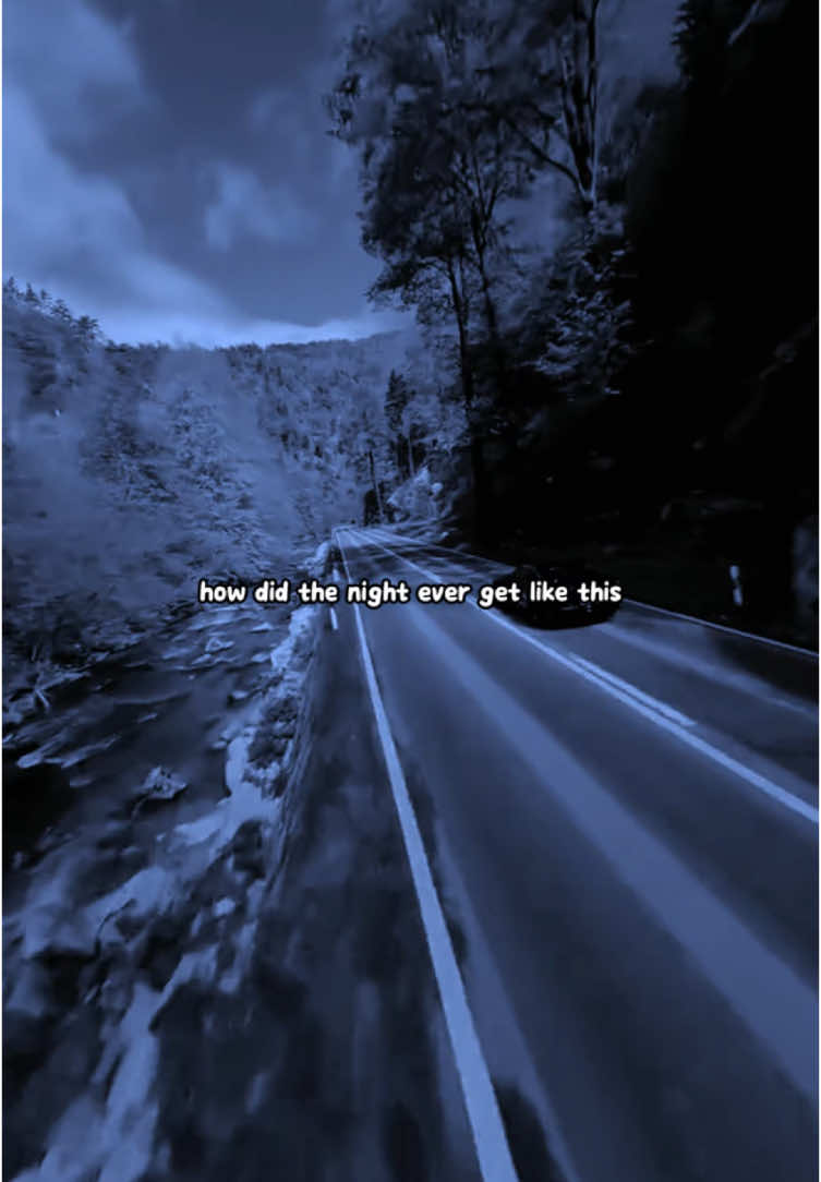Runnin ✨🎧 #fyp #lyrics #popmusic #foryou #foryoupage #slowed #remix #viral #boss #headphones 