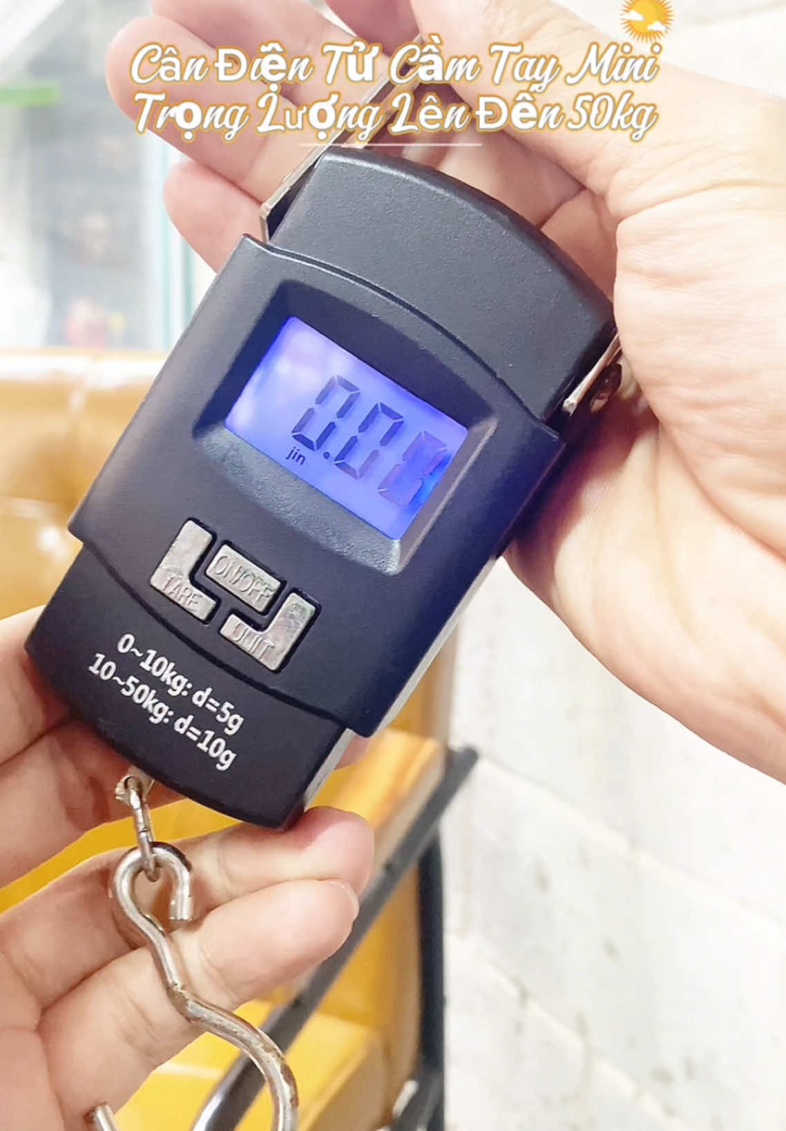 Cân điện tử cầm tay mini, trọng lượng lên đến 50k #cancamtay #cancamtaydientu #cantudong #candientuthongminh #canmini #thinhhanh #xuhuong 