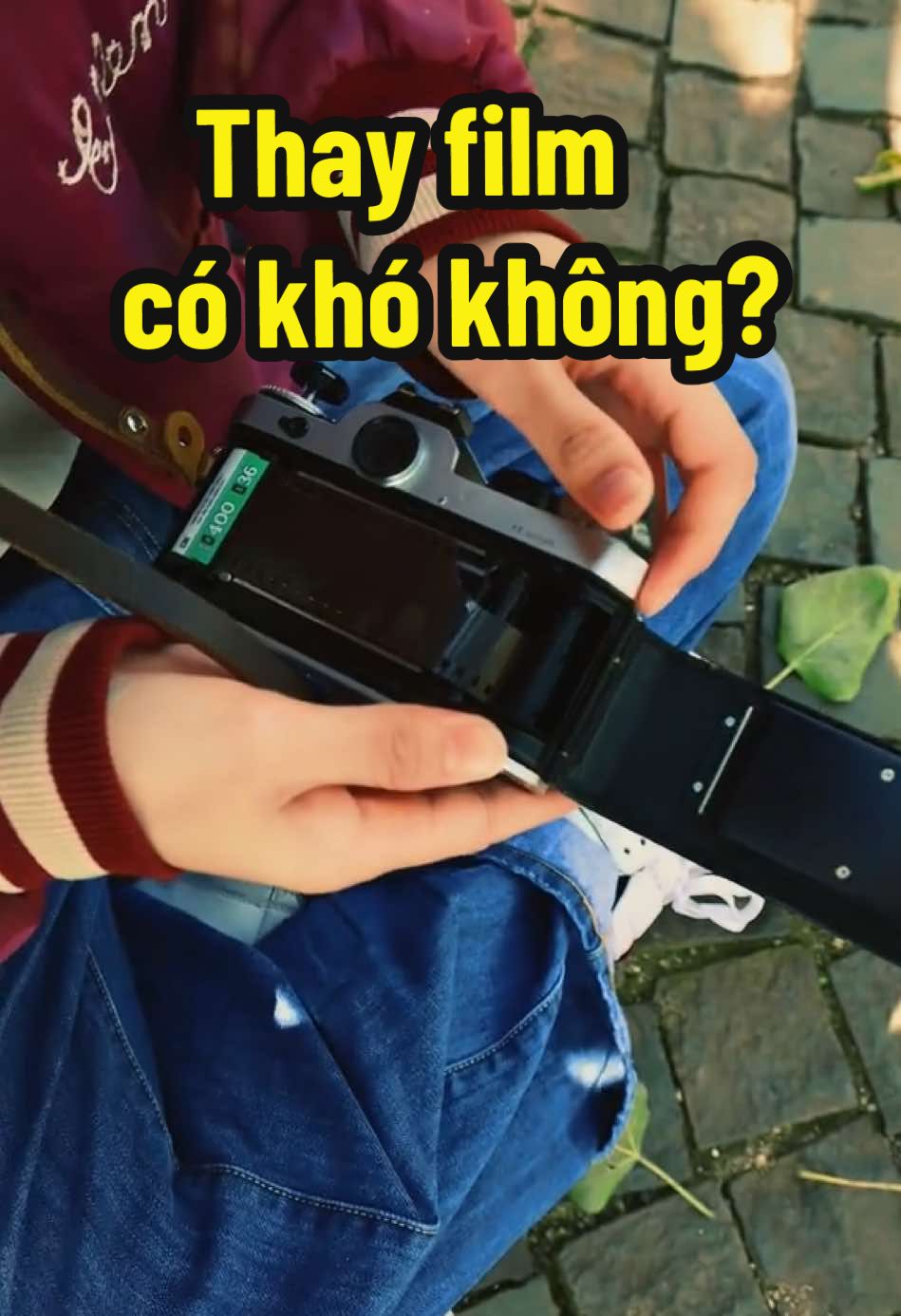 Load a 35mm camera with film.                                              #fujifilm #retro #vintage #fuji# #asmrsounds #asmr #streetphotography#streetphotographytomagic#photoographer #photoshoot #phototips #filmcamera#filmneverdie #35mmfilm #beautifulview #nikon #nikonfe #LearnOnTikTok #filmbyquin_en