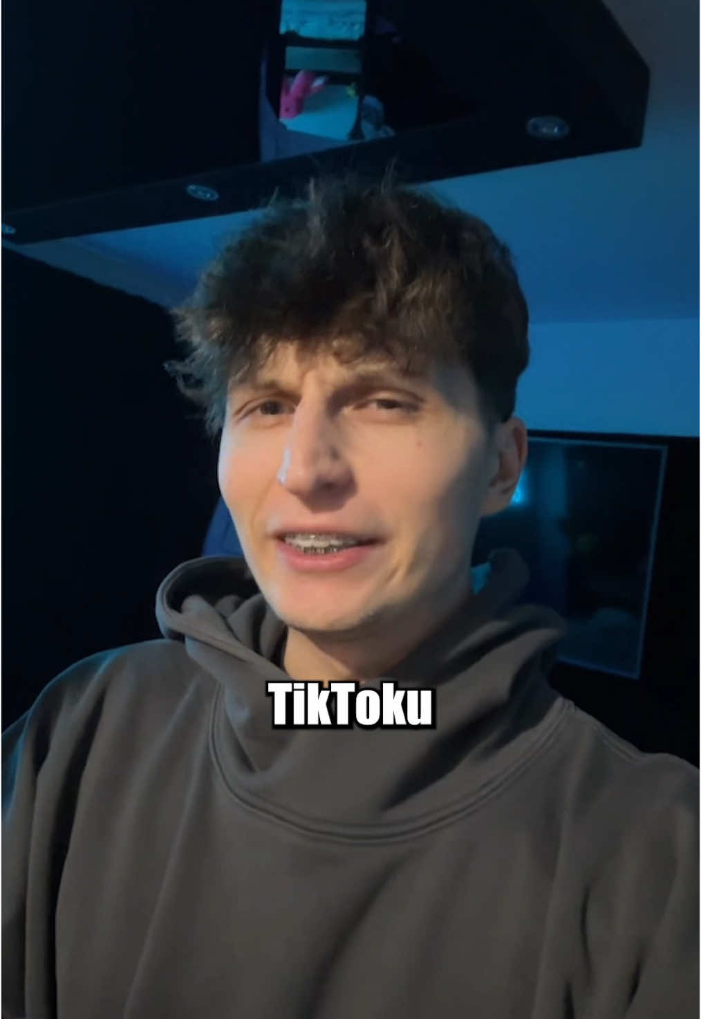 #wspolpracareklamowa @Prime Video Polska    MrBeast po raz kolejny wszedł na nowy poziom… W swoim najnowszym serialu Beast Games, który stworzył wraz z Prime Video, zaprosił 1000 uczestników, rywalizujących o 5 000 000 dolarów 😵‍💫 Nie możecie tego przegapić, dlatego już teraz wchodźcie na Prime Video zobaczyć pierwsze 4 odcinki. Ja się mega jaram i mam nadzieje, że z Waszą pomocą uda nam się zrobić w przyszłości podobną produkcję!