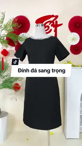 Sắc đen huyền bí, sang trọng #thieuhoa #quatangme #thoitrangtrungnien #thoitrang 